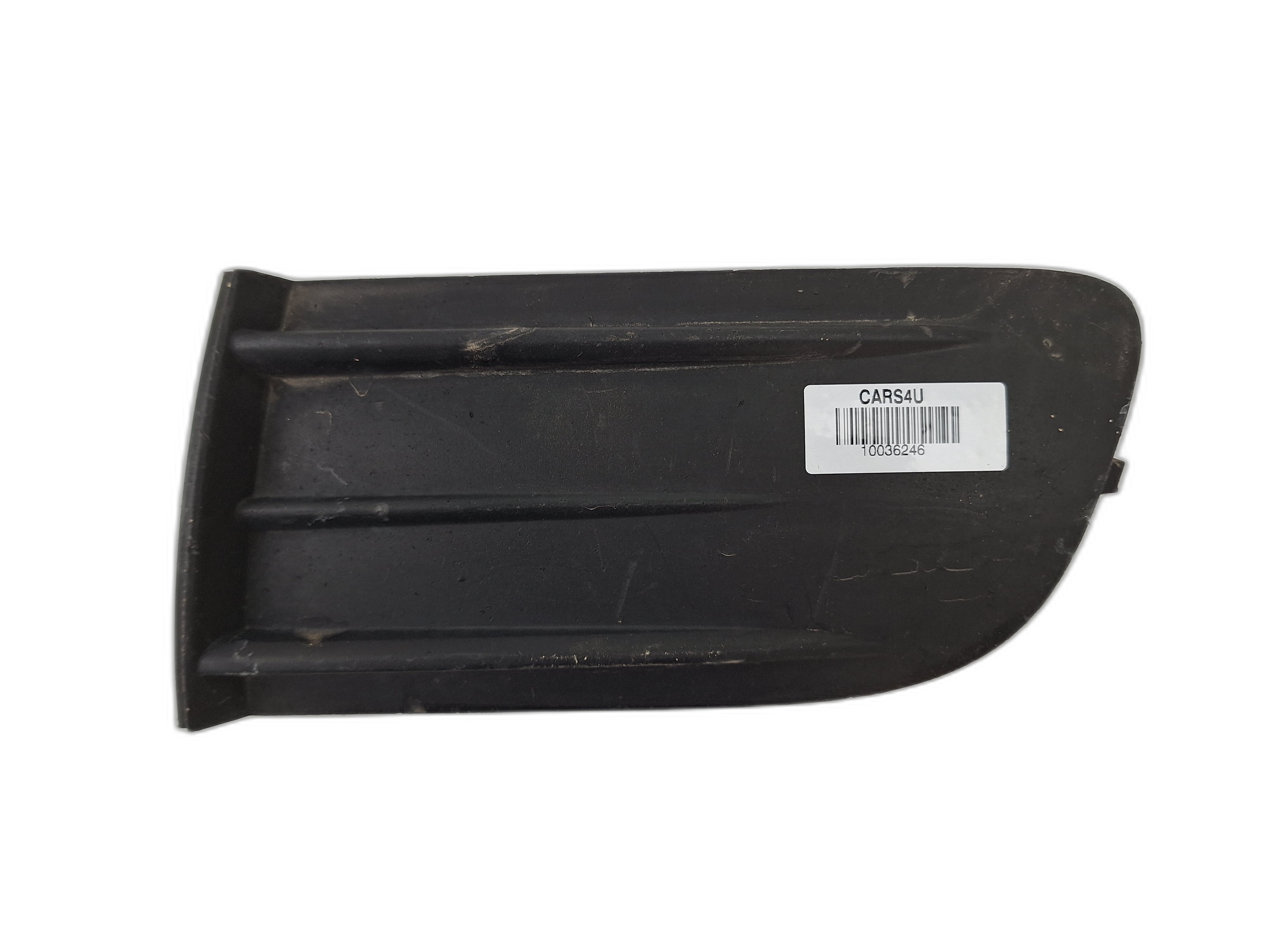 Лява капачка в предна броня