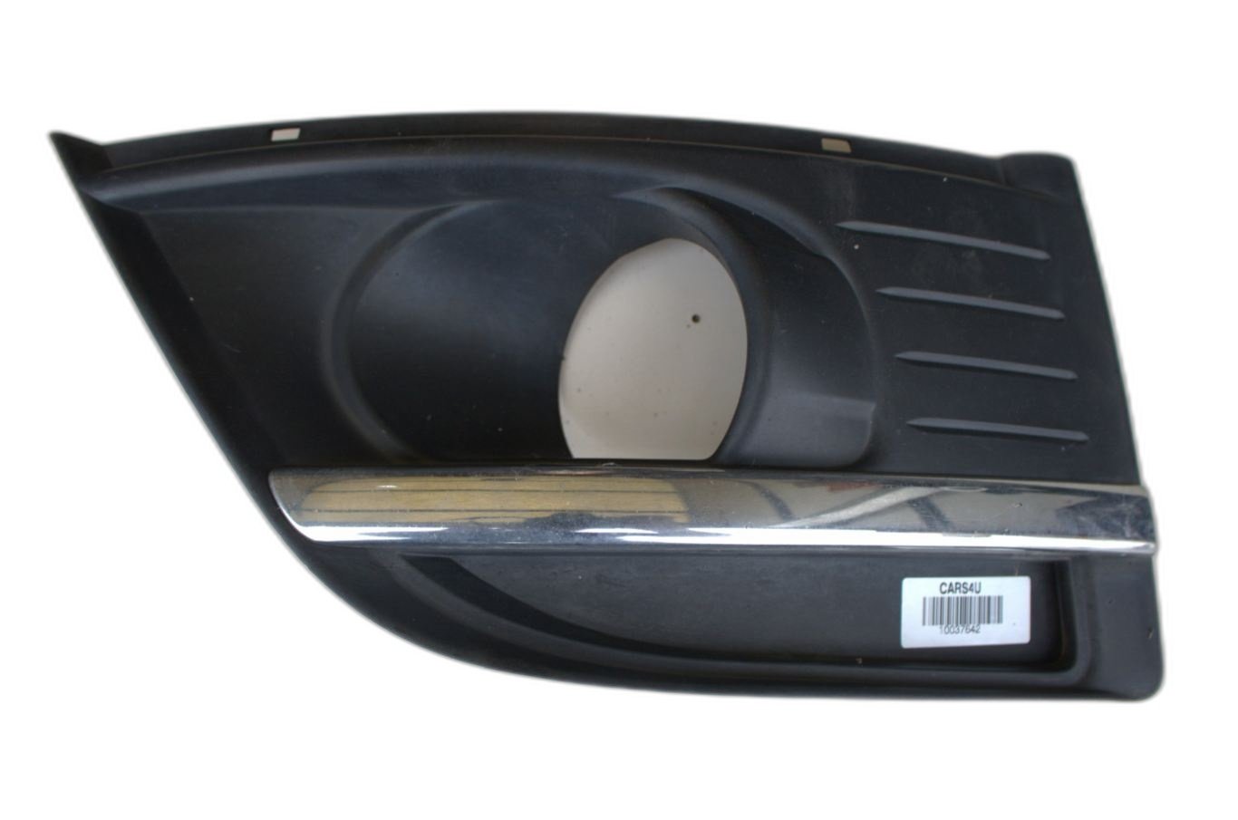 Лява решетка в предна броня