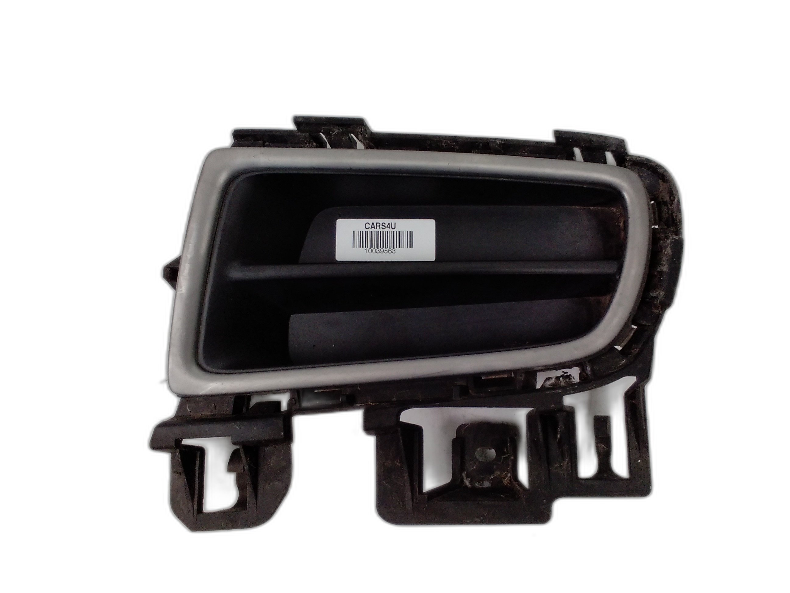 Лява решетка в предна броня