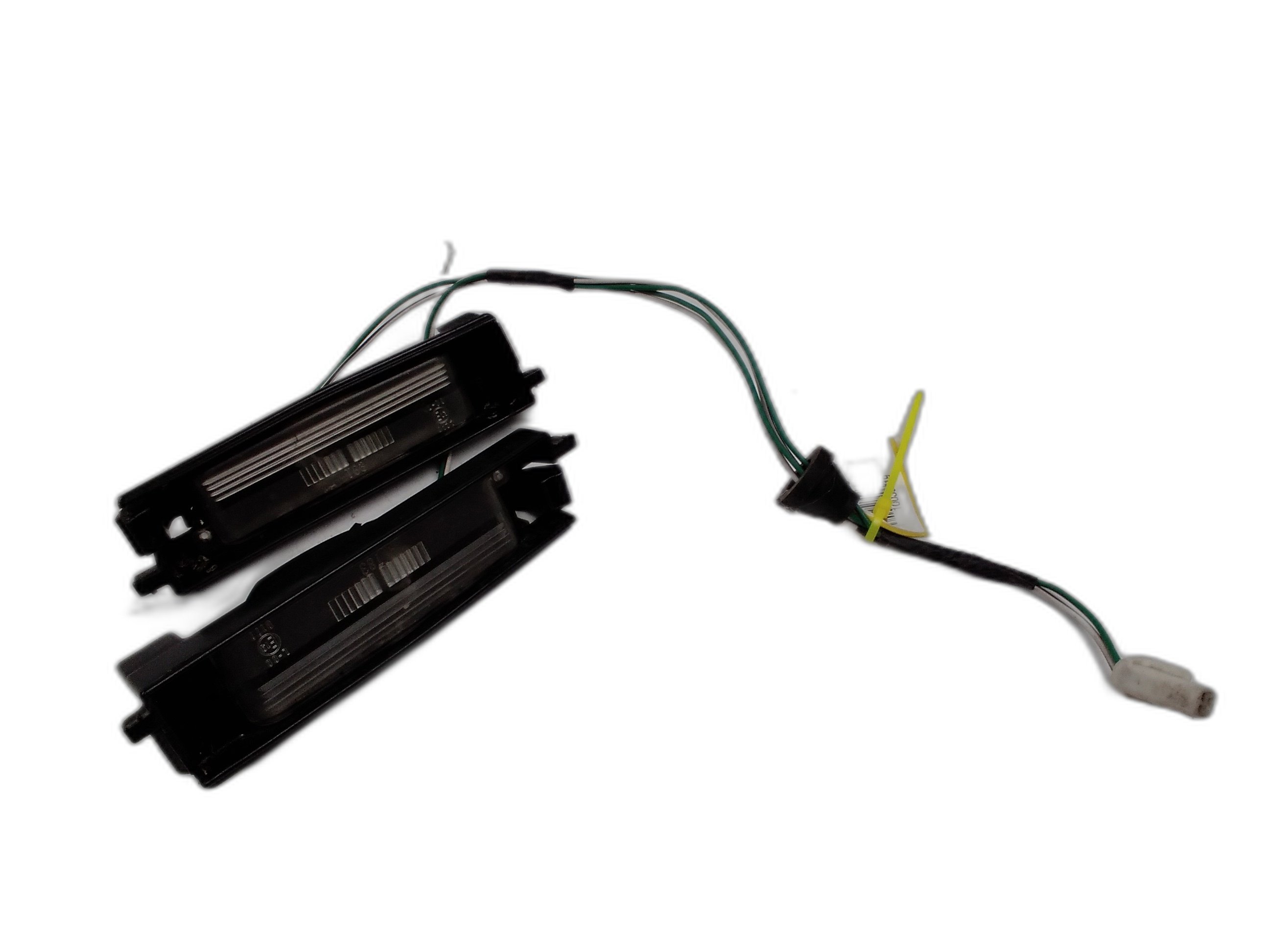 плафони заден номер