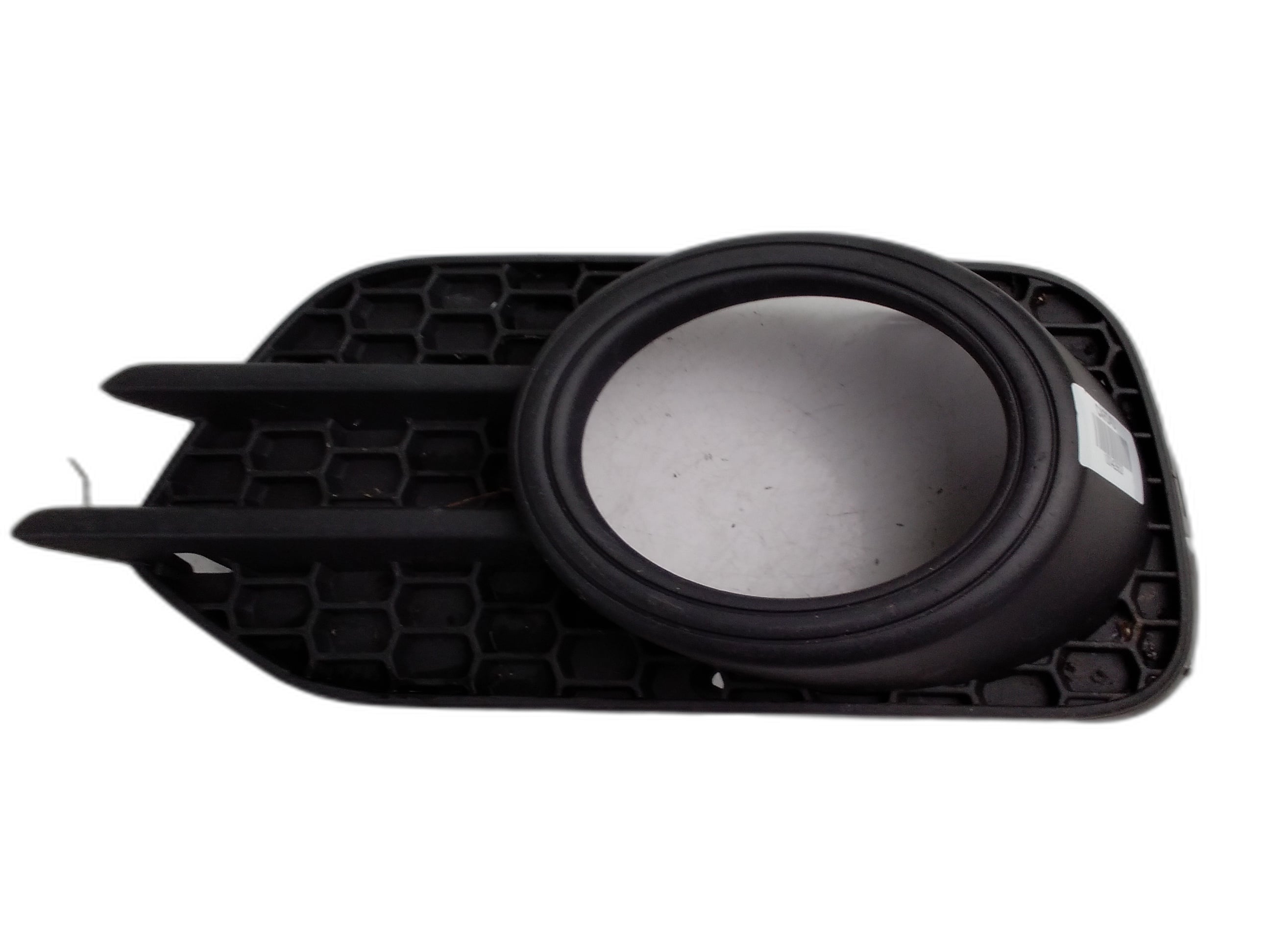 Лява решетка в предна броня