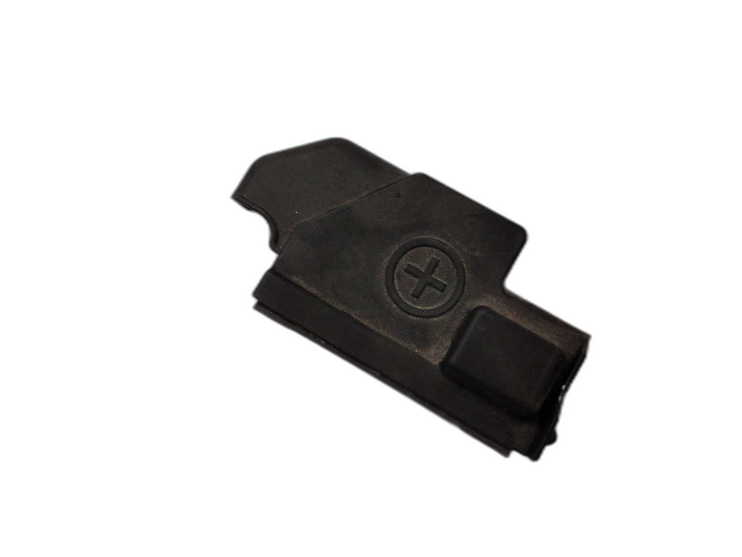 капак плюсова клема акумулатор