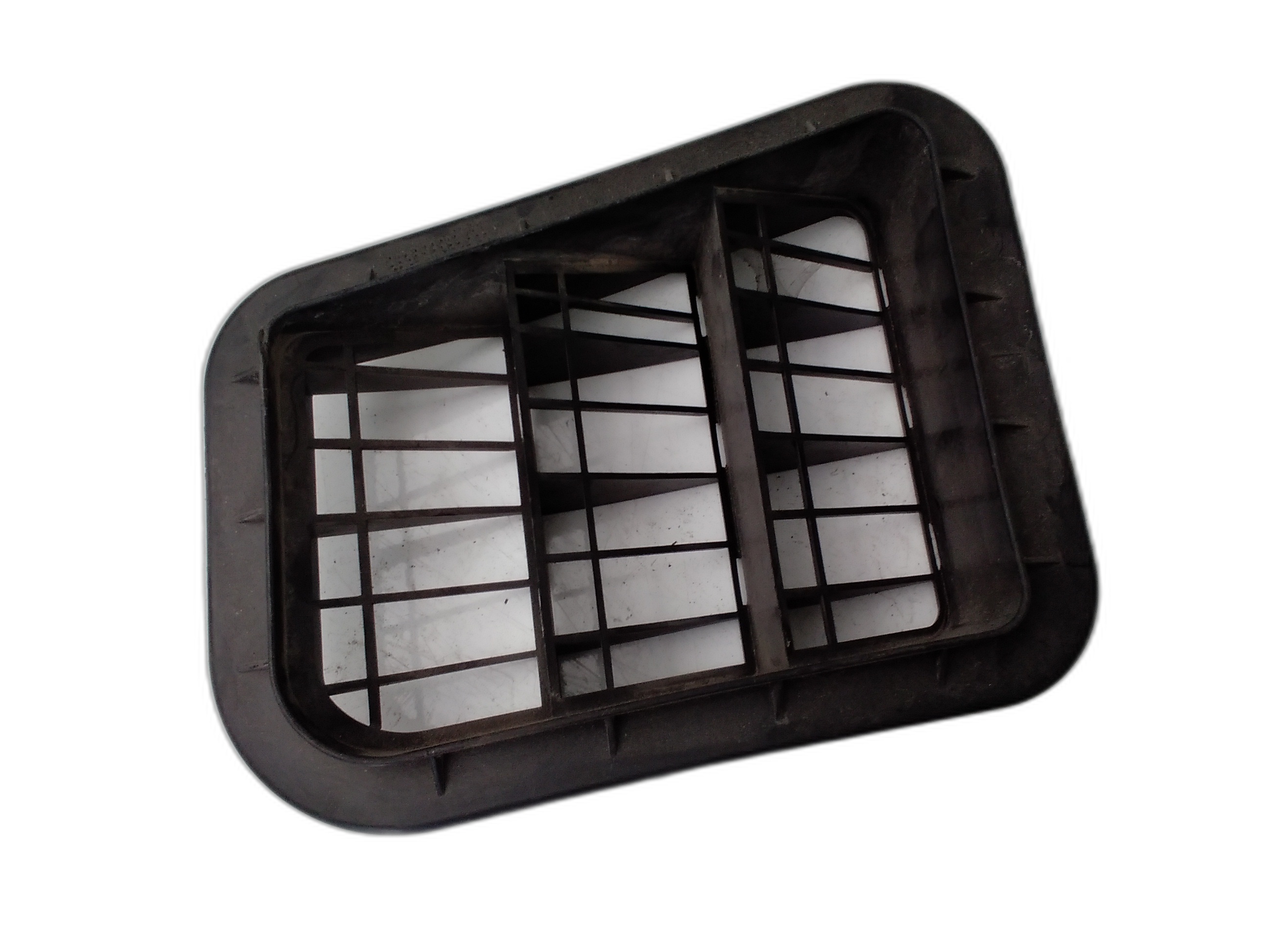 Задно ляво отдушник купе